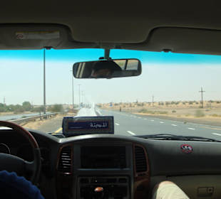 Fahrt im Konvoi zur Wüste