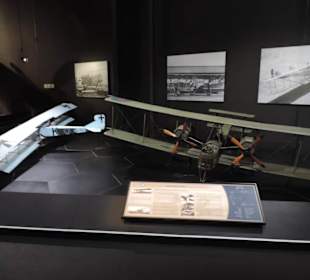 Militärflugzeuge aus dem 1. Weltkrieg