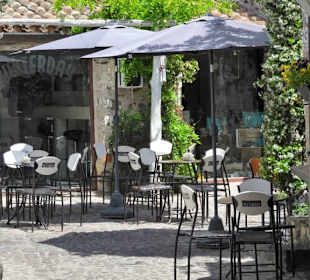 Der Innenhof der Bar Yesterday