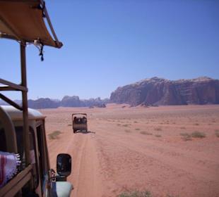 die Fahrt auf der Ladefläche