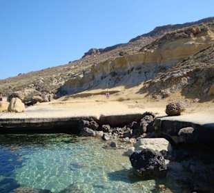 Gnejna Bay