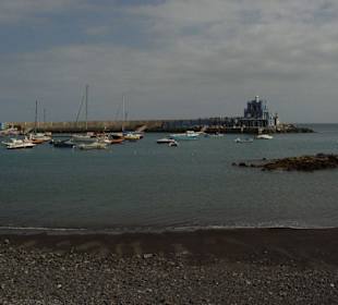 Blick auf den Hafen von Las Galletas