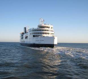 Hafeneinfahrt Puttgarden