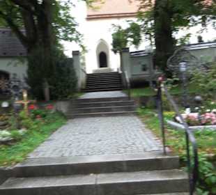 Kirche St. Johann Baptist und Georg