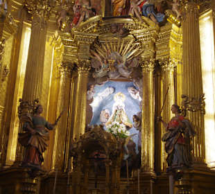 Один из самых красивых храмов Памплоны