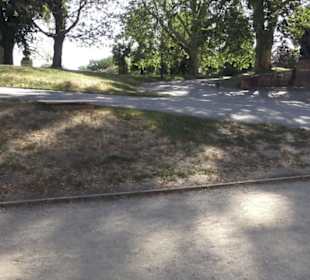 Altstadt - Rund um das Terrassenufer