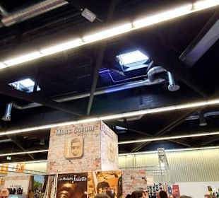 Hallenübersicht