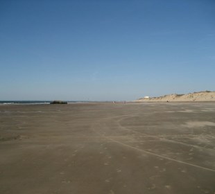 Weite des Strandes bei Ebbe