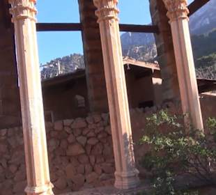 Garten + Kreuzgang hl. Margerite