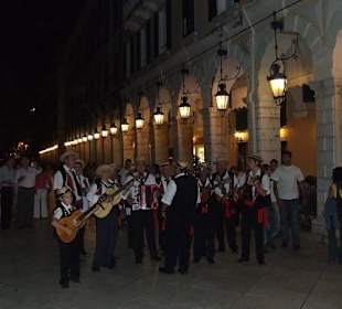 Musikgruppe auf der Esplanade