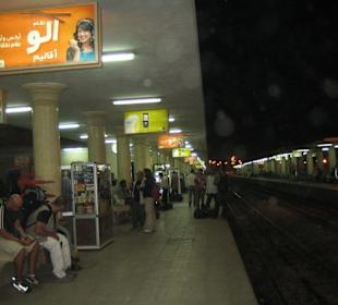 Bahnsteig in Luxor