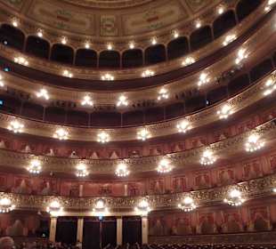 Der Theatersaal von der Bühne gesehen