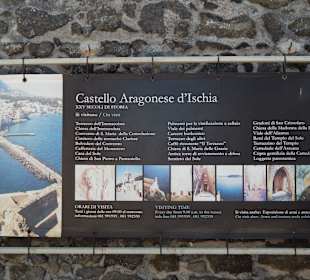 Eingang zur Aragonerburg