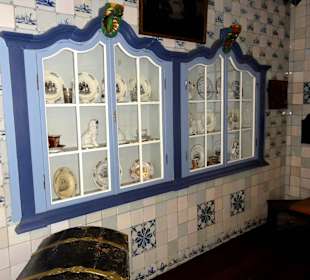 Kapitänszimmer mit friesischen Kacheln