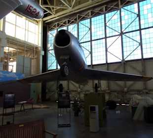 Im Flugzeug und Hubschaubermuseum