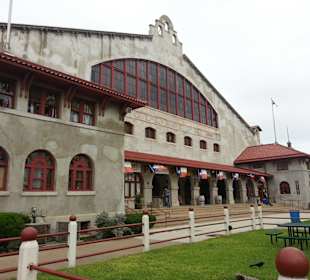 Aussenansicht der Bullriding-Halle