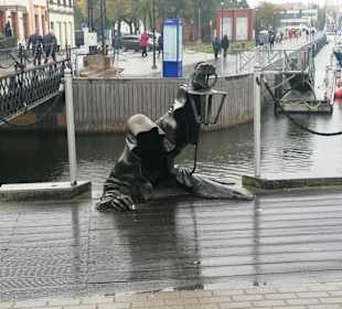 Skulptur Schwarzes Gespenst