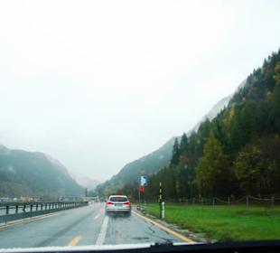 Vor dem Tunnel