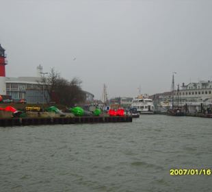 Leuchtturm, Tonnenhof & Museumshafen!