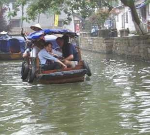 Fahrt auf den Kanälen