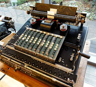 Alte Rechenmaschine