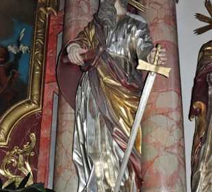 Skulpturen am Seitenaltar der Wallfahrtskirche