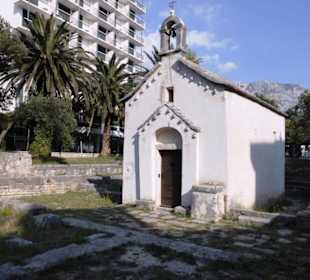 Kleine Kapelle Sv. Jure nebenan