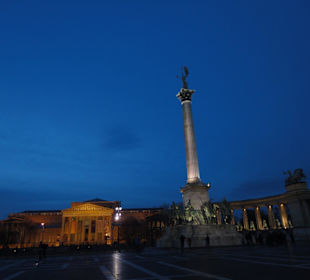 Heldenplatz