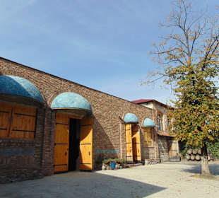 JSC Corporation Kindzmarauli Weingut