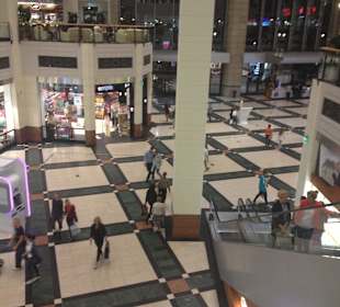 Arkadia - wejście od strony fontanny