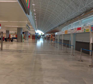 Ankunfts/Abflugshalle