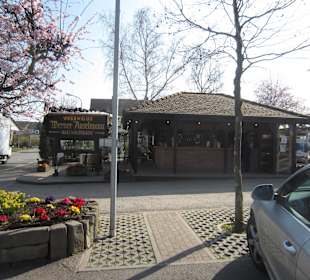 Weinprobierstand - ganzjährig geöffnet