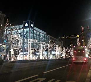 Nahegelegener Ku-Damm, Weihnachtsdeko