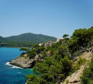 Auf dem Weg zur Höhle