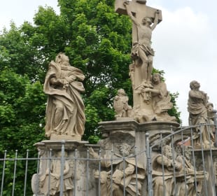 Die Kreuzigungsgruppe auf der Oberen Brücke
