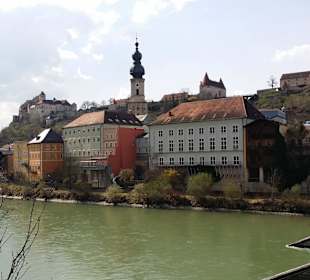 Blick von Ach (A) auf Burghausen
