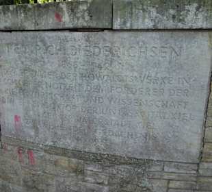 Erinnerung an den Namensgeber des Parks