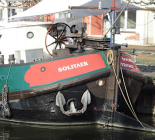 Eindrücke aus dem Hafen von Weener