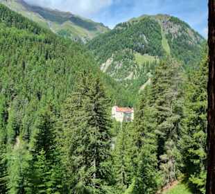 Blick auf Kurhaus/Hotel Sinestra