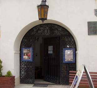 Wejście do Muzeum w Ratuszu