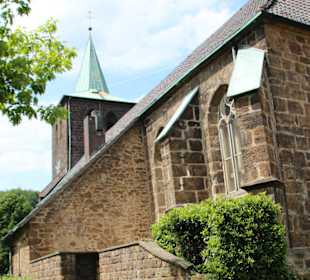 Außenansicht von Südosten St. Nikolaus 