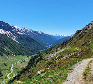 Meraner Höhenweg - Vellauer Felsenweg