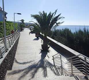 Anstrengender & langer Weg zum Meer...