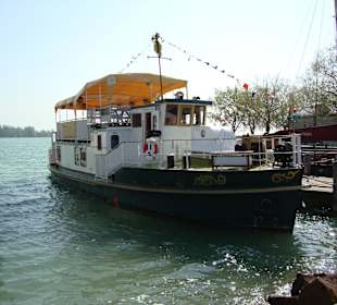 Schiffe im Hafen