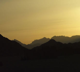 Sonnenuntergang in der Wüste