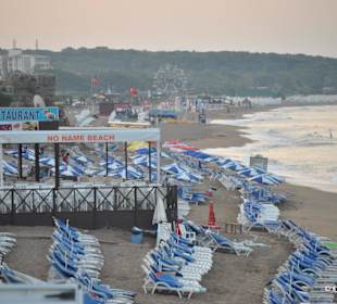 Kleopatrastrand und No Name Beachbar