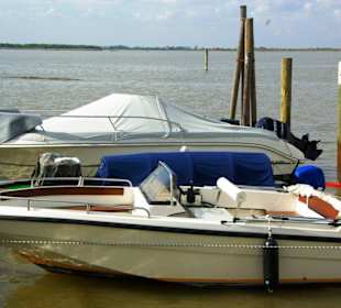 Am Ende von Bibione Yachthafengebiet