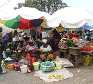 Serekunda Market