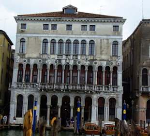 Tolle Hausfront in Venedig