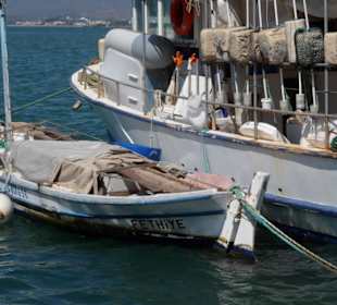 Landestypische Fischerboote